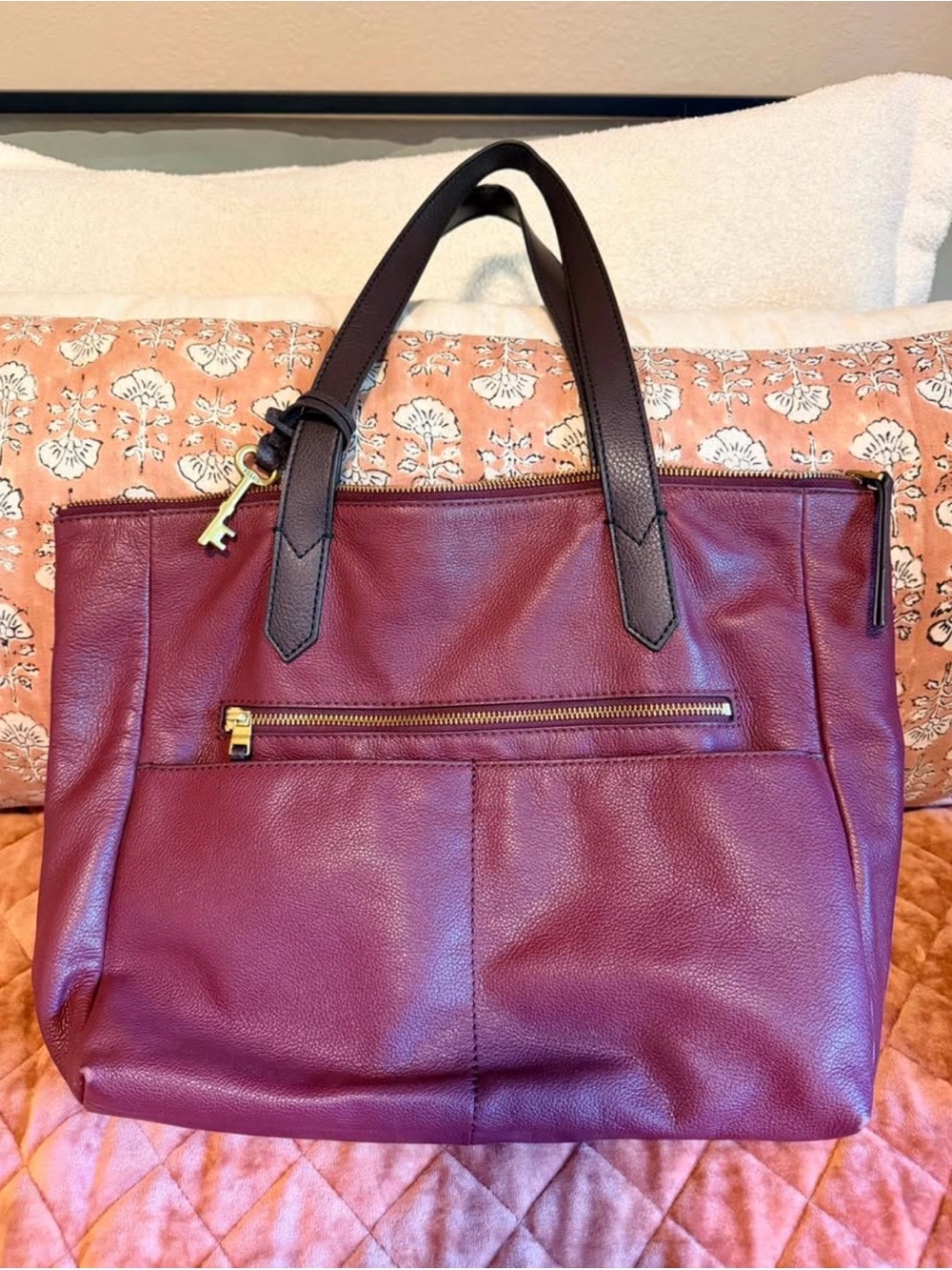Fossil cowhide pebbled leather burgundy Fiona tote bag purse